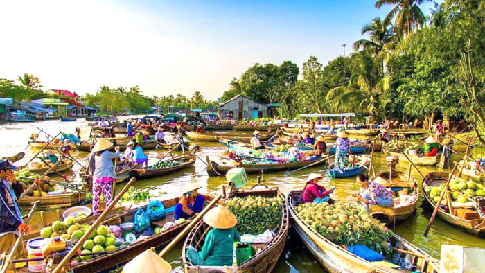 mercato-galleggiante-di-chau-doc-vietnam