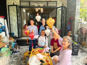 Creare la propria lanterna a Hoi An