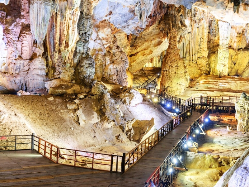 Grotte de Paradis