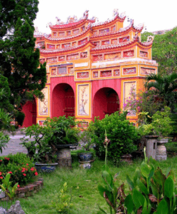 La Città Imperiale di Hue : cuore storico del Vietnam imperiale