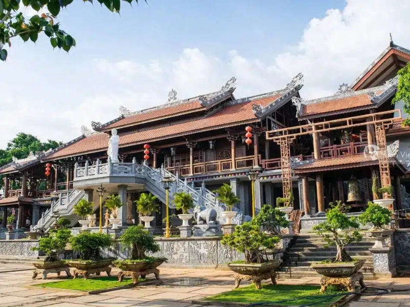 Pagoda Sac Tu Khai Doan