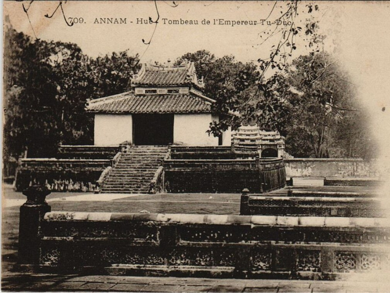 tomba tu duc 2