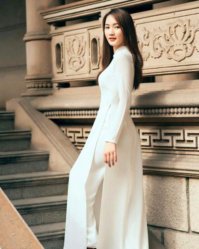 Ao-dai-di-chua-1
