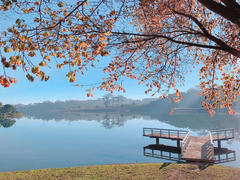 Lago-xuan-huong