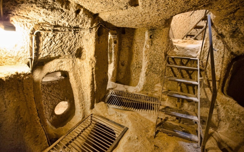 Interno-tunnel-cu-chi