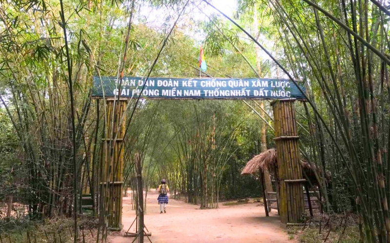 Tunnel-di-cu-chi