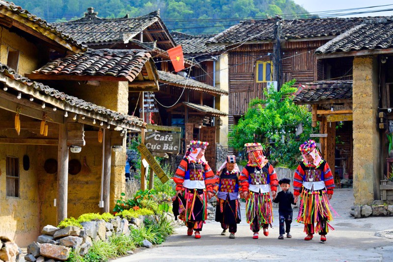 Villaggio-di-Lo-Lo-Chai